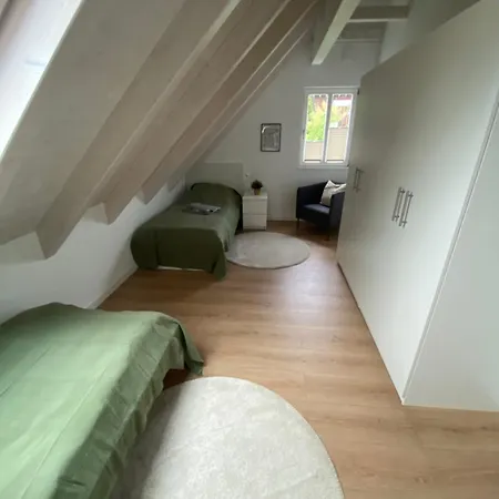 Boardinghaus Bergstrasse 24 Dg * コーブルク